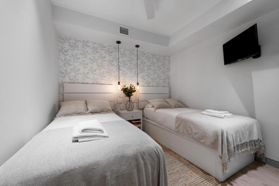 2 Bedrooms 1 Bathroom Furnished - Justicia - Executive Style - Mintystay Madrid Luaran gambar
