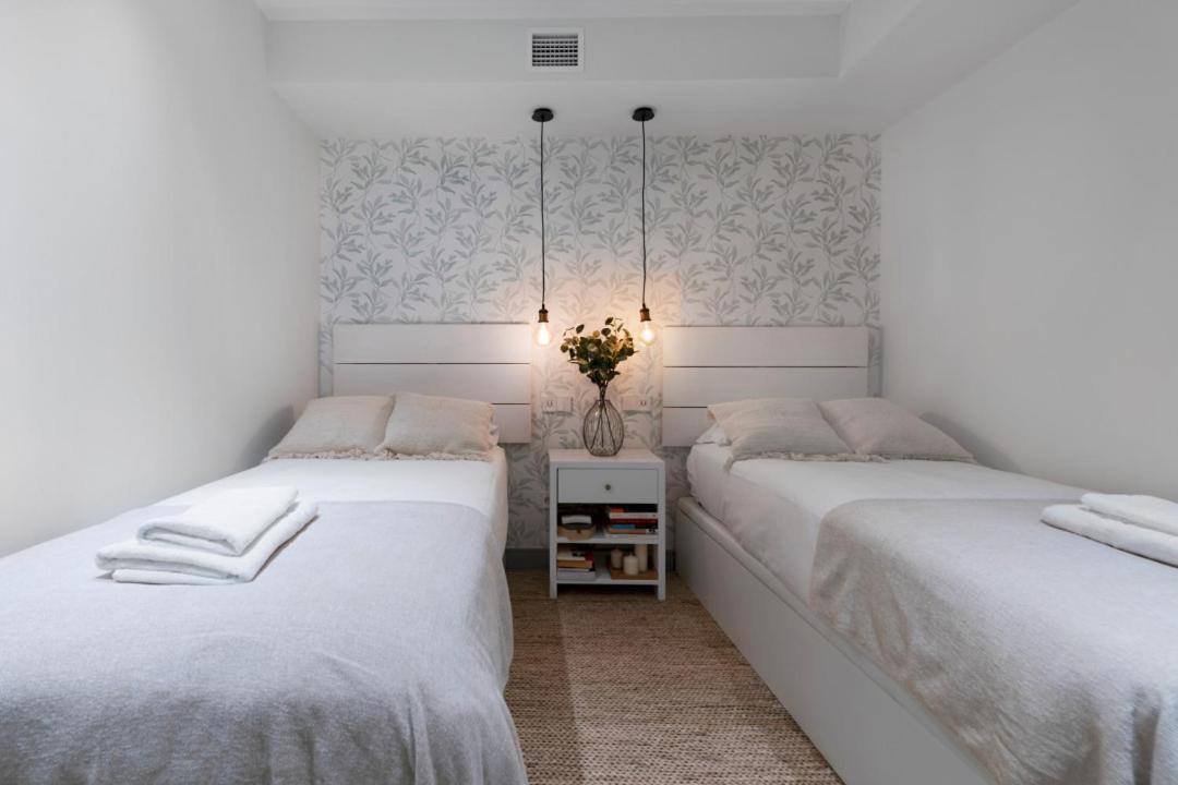 2 Bedrooms 1 Bathroom Furnished - Justicia - Executive Style - Mintystay Madrid Luaran gambar